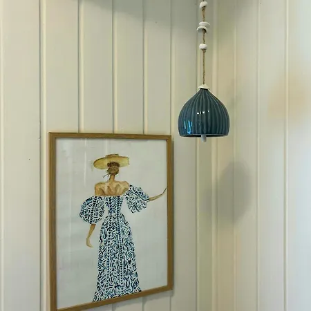 Charming With Sea View In Hejlsminde Hejls