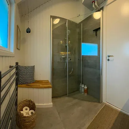 בית נופש Charming With Sea View In Hejlsminde Hejls