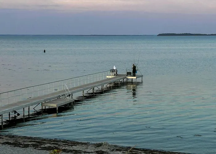 בית נופש Charming With Sea View In Hejlsminde Hejls